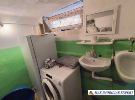 vila-6-camere-teren-200-mp-in-centru-campulung-muscel-arges-24