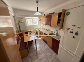 apartament-4-camere-transformat-din-3-etaj-1-zona-scoala-nr-6-str-bucovina-3