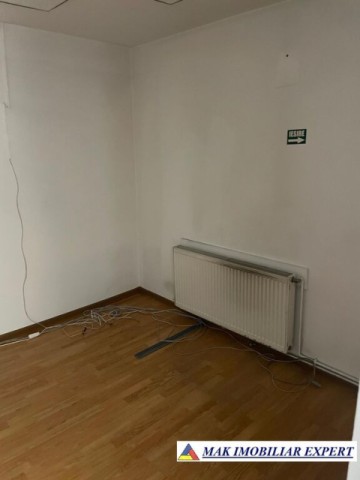 ian-2029-spatiu-comercial-100-mp-in-centru-campulung-muscel-arges-12