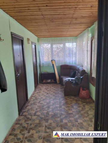casa-3-camere-teren-343-mp-in-domnesti-pietrosani-arges-7