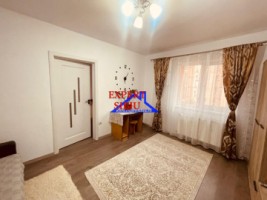 inchiriez-apartament-3-camere-recent-renovat-zona-cedonia-2