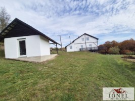 casa-in-muntii-apuseni-cu-114144-mp-teren-23