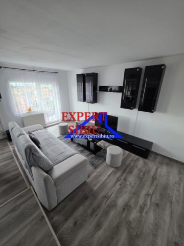 apartament-3-cameredecomandatrecent-renovatzona-vasile-aaron-5