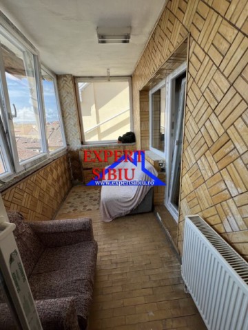 inchiriez-apartament-2-camere-decomandat-zona-centrala-6