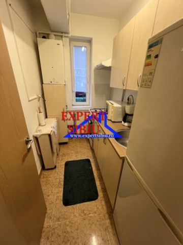 inchiriez-garsoniera-decomandata-renovata-zona-turnisor-3