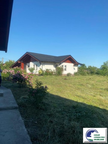 casa-speciala-cu-3400-mp-teren-situata-in-valea-calugareasca-7