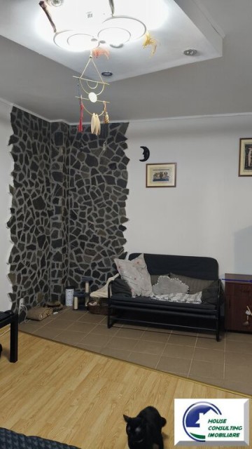 garsoniera-tip-studio-situata-in-sinaia-const-2005-3