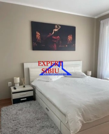 apartament-2-camere-decomandat-recent-renovat-zona-mihai-viteazul-0