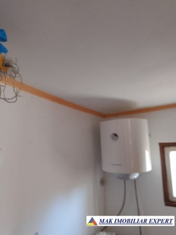vanzare-casa-2-camere-teren-779-mp-pe-calea-pietroasa-campulung-ag-8