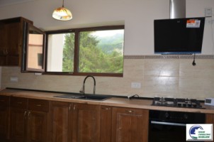 casa-individuala-cu-3trei-camere-busteni-piatra-arsa-30