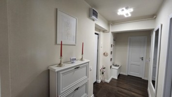 democratiei-2c-1a-dec-24-mobuti-de-lux-119000-euro-12