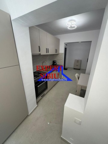 apartament-2-camere-decomandat-renovat-complet-zona-strand-6