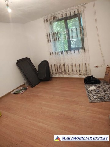 casa-3-camere-teren-772-mp-de-vanzare-in-nucsoara-arges-9