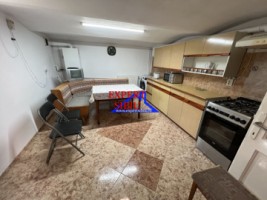 casa-de-inchiriat-cu-garaj-cartier-resita-sibiu-8