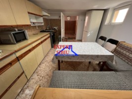 casa-de-inchiriat-cu-garaj-cartier-resita-sibiu-9