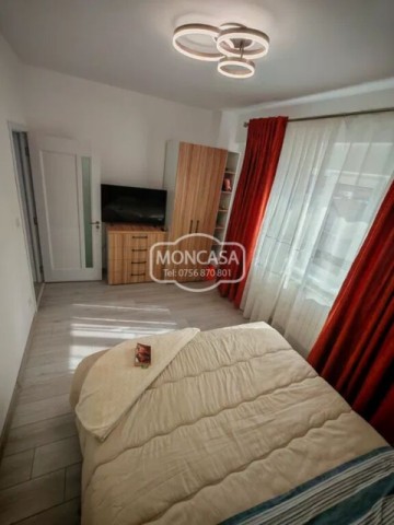 apartament-3-camere-in-bloc-tip-vila-zona-bazar-3