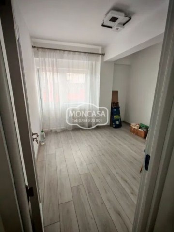 apartament-3-camere-in-bloc-tip-vila-zona-bazar-5