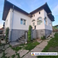 casa-3-camere-teren-2405-mp-in-mihaesti-vacarea-arges-1
