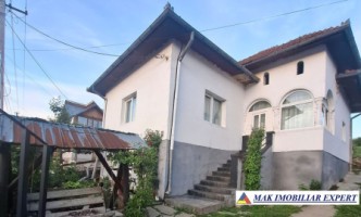 casa-3-camere-teren-2405-mp-in-mihaesti-vacarea-arges-0