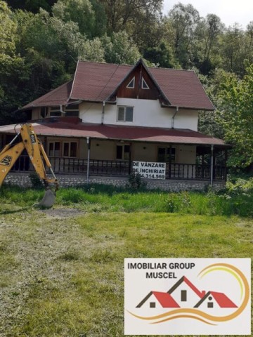 vanzare-doua-case-deosebite-intr-o-zona-pitoreasca-a-rucar-cu-o-suprafata-de-teren-6000-mp-la-pretul-1000000-euro-negociabil