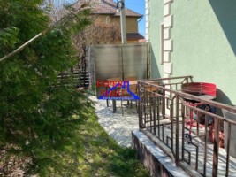 inchiriez-ap3-camere-la-casa-renovatcu-gradina-100-mp-zona-trei-stejari-11