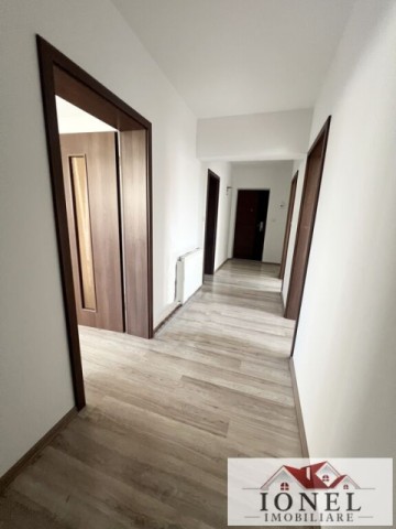 apartament-trei-camere-de-vanzare-sebes-petresti-8