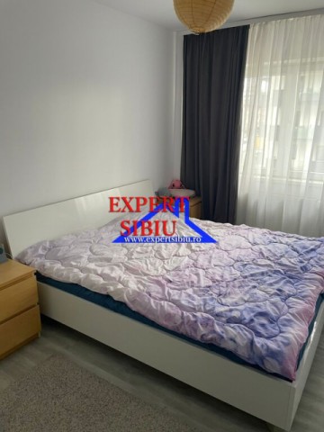 apartament-2-camererenovat2-locuri-de-parcarezona-calea-surii-mici-3