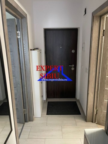 apartament-2-camererenovat2-locuri-de-parcarezona-calea-surii-mici-6
