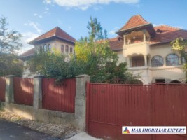 casa-stil-neoromanesc-7-cam-teren-1150-mp-in-godeni-arges-2