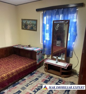 casa-stil-neoromanesc-7-cam-teren-1150-mp-in-godeni-arges-17