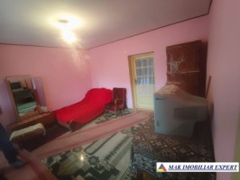 casa-stil-neoromanesc-7-cam-teren-1150-mp-in-godeni-arges-24