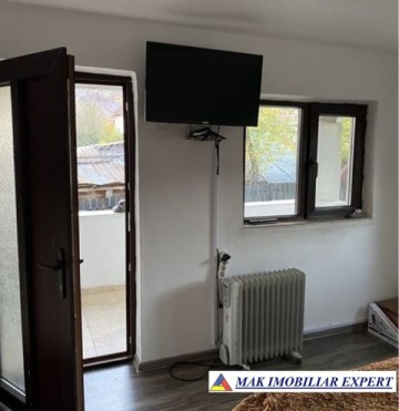 vand-casa-2-camere-teren-832-in-pietrosani-domnesti-arges-2