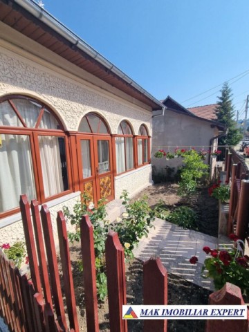 vila-4-camere-teren-1200-mp-in-rucar-arges-2